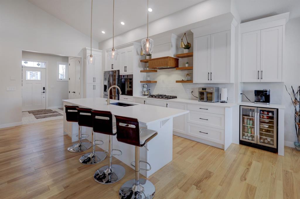 198 Bayview Circle SW, A2277148, Alberta,