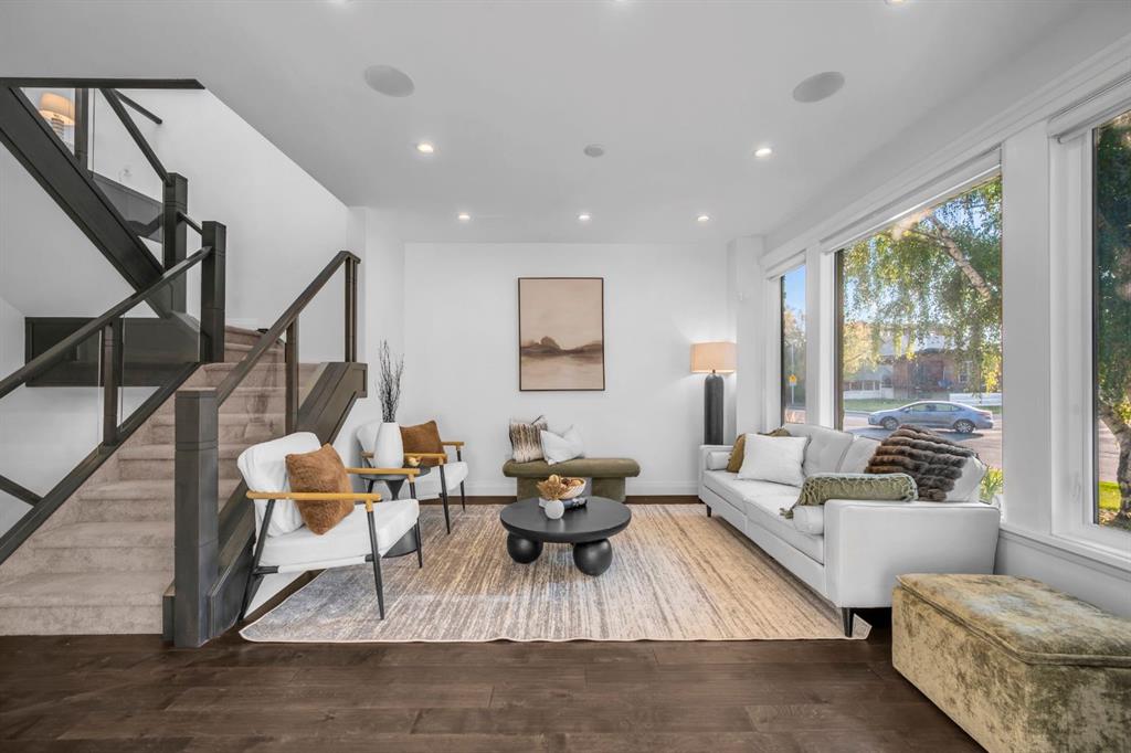 2640 28 Street SW, A2277150, Alberta,