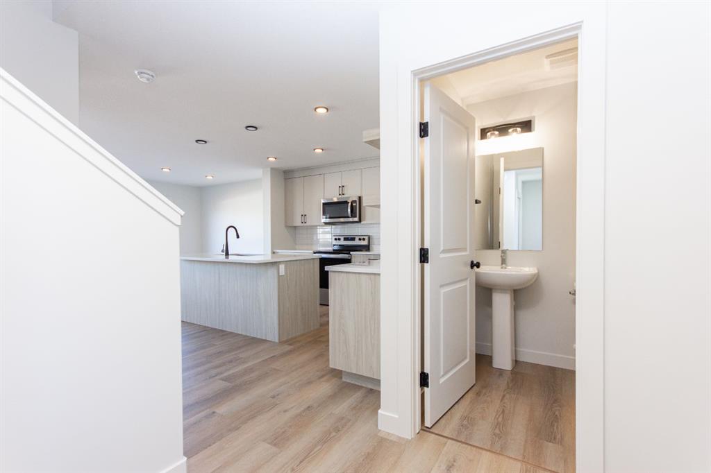 Fourth View of 256 Augustus Way , Palisades, Penhold, Alberta, T0M 1R0