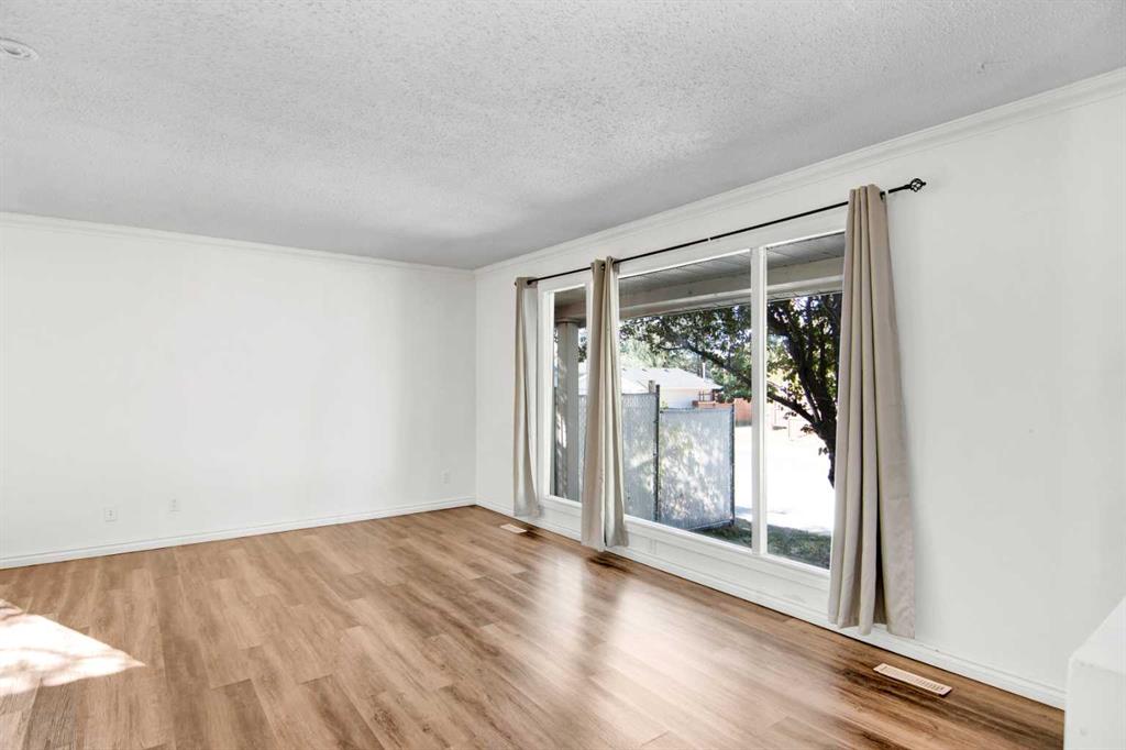 Fifth View of 79 Oak Street , Oriole Park, Red Deer, Alberta, T4P 1R9