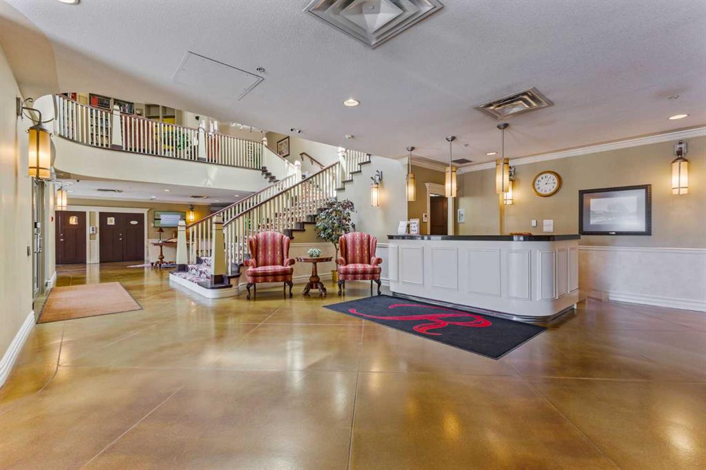 Third View of 409, 1718 14 Avenue NW, Hounsfield Heights/Briar Hill, Calgary, Alberta, T2N 4Y7