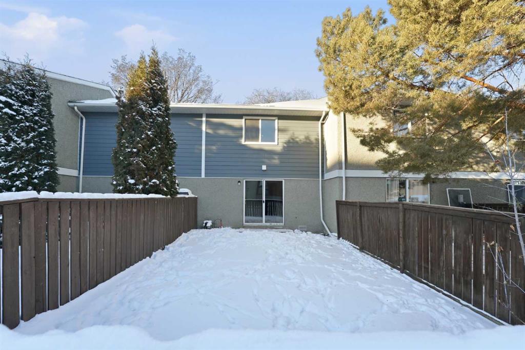 Fourth View of 81, 5935 63 Street , Highland Green, Red Deer, Alberta, T4N 6C1