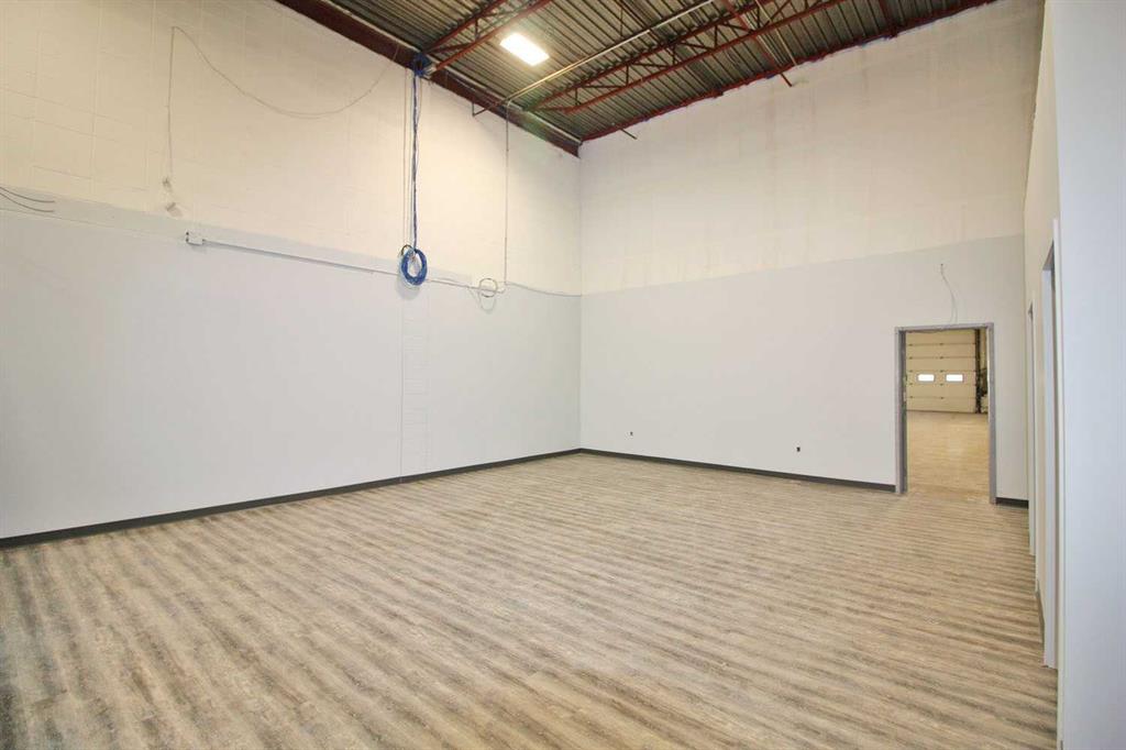 Third View of Unit 2, 1925 39 Avenue NE, North Airways, Calgary, Alberta, T2E 6S8