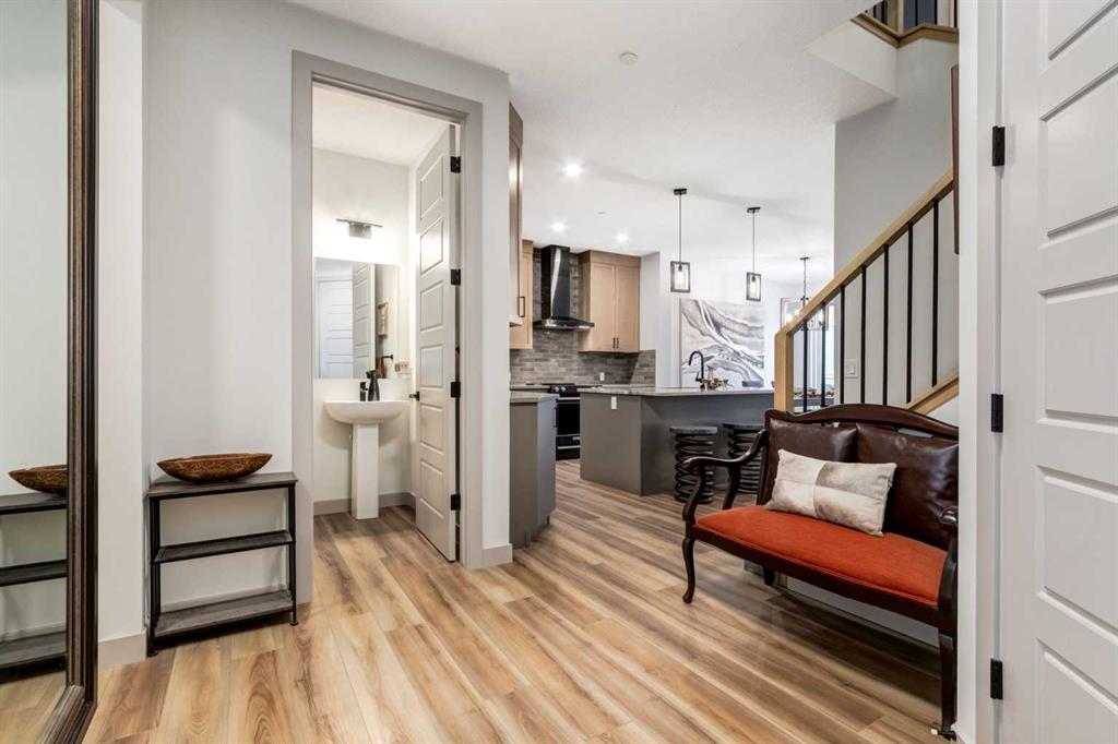 Fifth View of 167 Hotchkiss Manor SE, Hotchkiss, Calgary, Alberta, T3S0G5