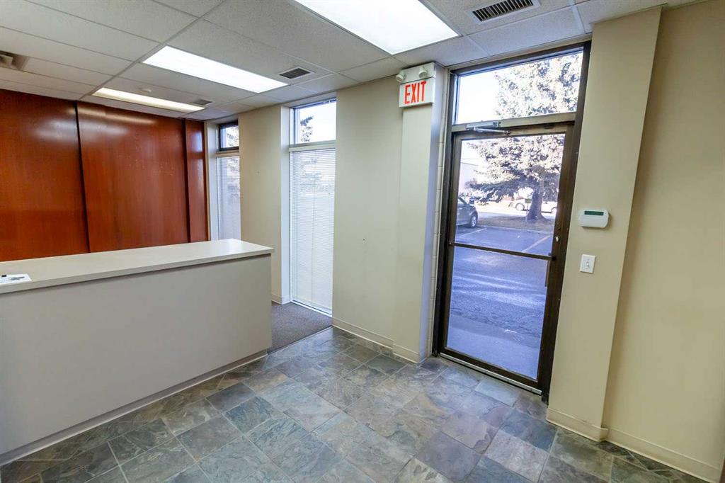 Fifth View of Unit 8, 1925 39 Street NE, North Airways, Calgary, Alberta, T2E 6S8