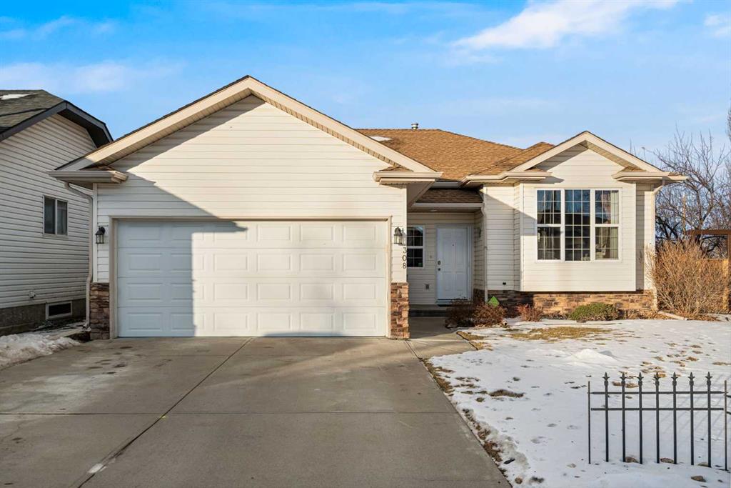 308 Highwood Village Place NW, A2277403, Alberta,