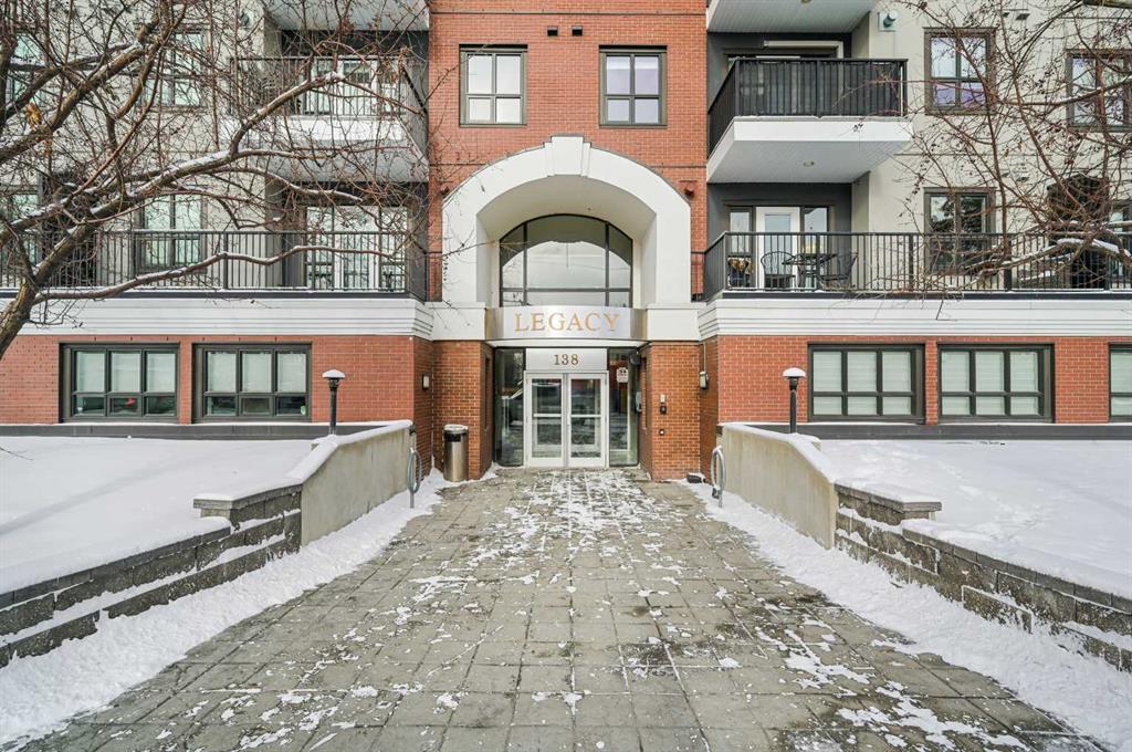 Third View of 104, 138 18 Avenue SE, Mission, Calgary, Alberta, T2G 5P9