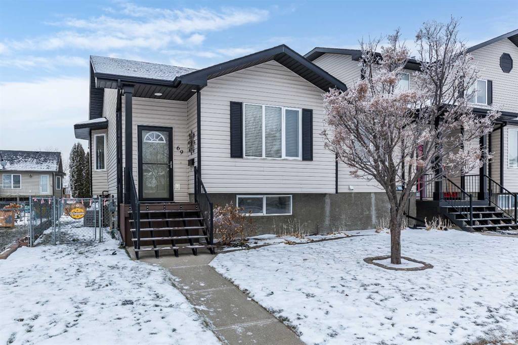 Second View of 69 Hudson Way NE, Northeast Crescent Heights, Medicine Hat, Alberta, T1C 1Z6