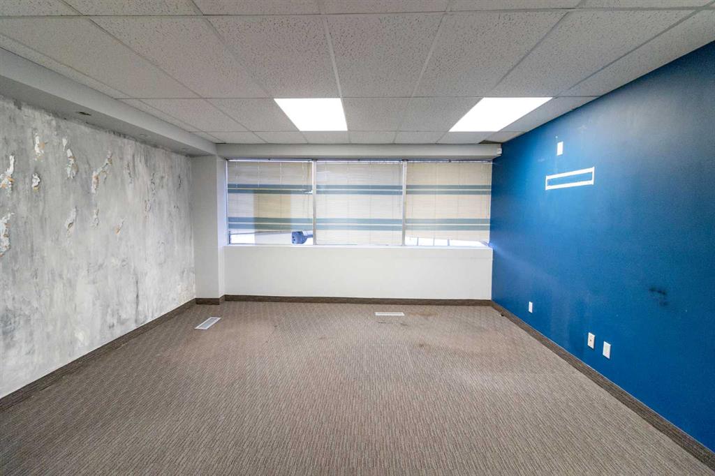 Fifth View of Suite 1A, 4321 23B Street NE, North Airways, Calgary, Alberta, T2E 7V9