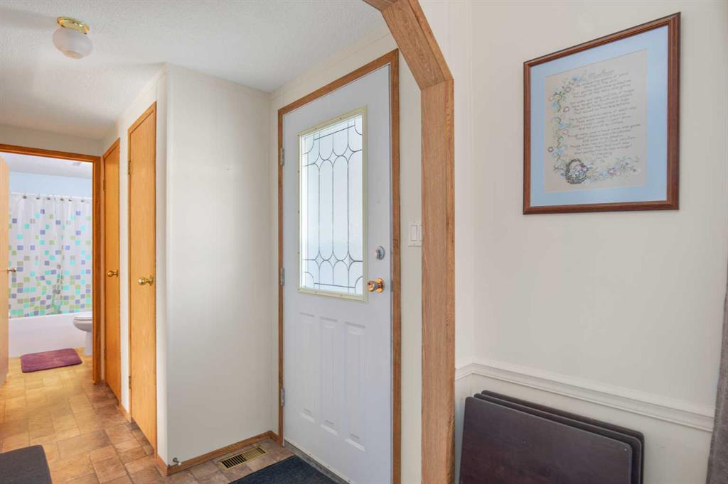 Third View of 182, 37543 England Way  , Waskasoo Estates, Rural Red Deer County, Alberta, T4S 2C3