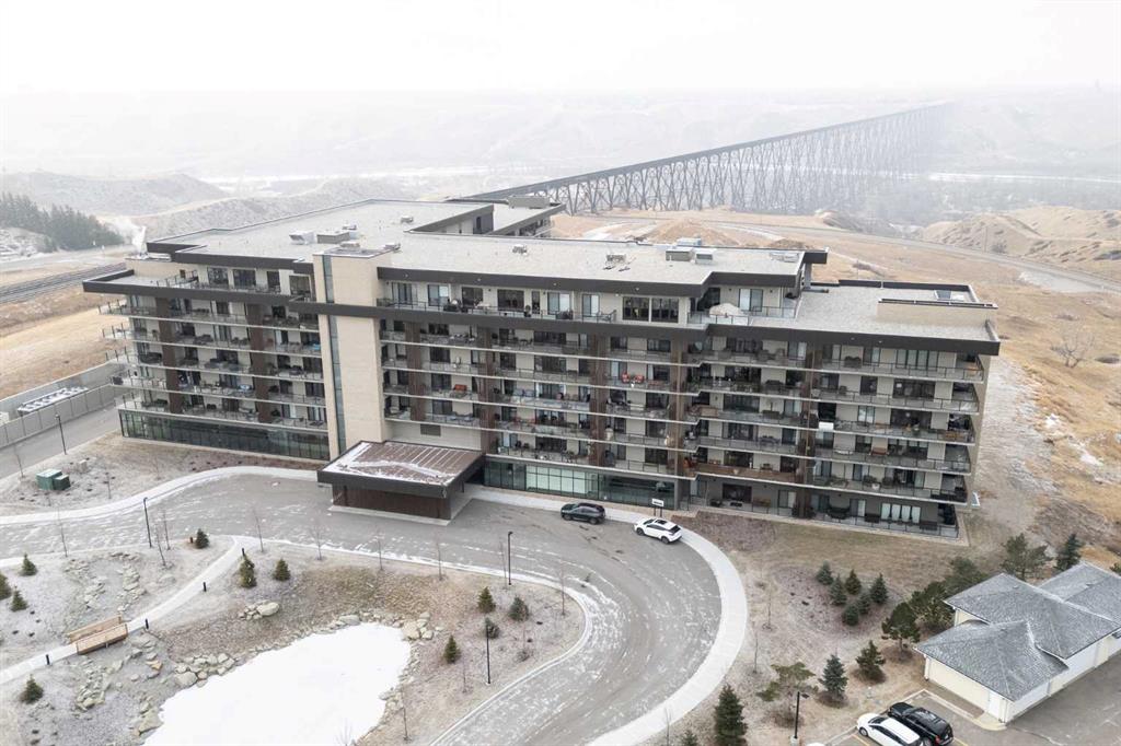 217, 102 Scenic Drive N, A2277564, Alberta,