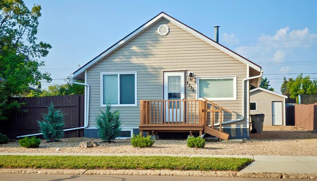 1233 6 Avenue , A2277690, Alberta,