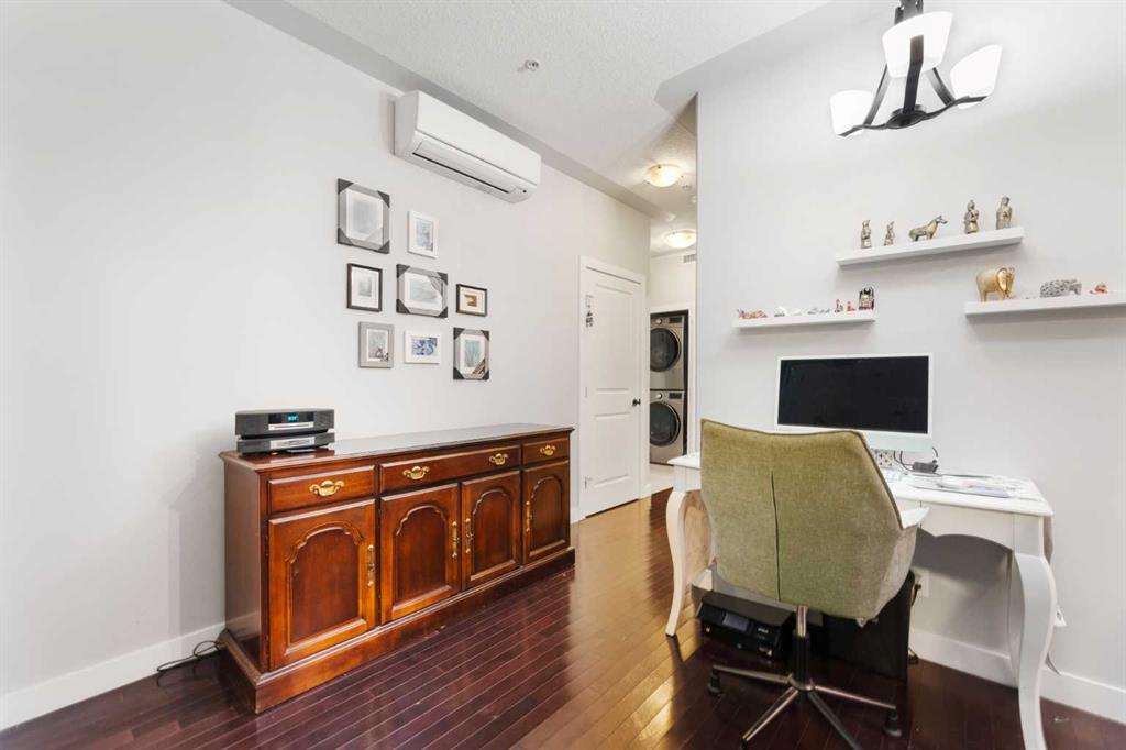 Fifth View of 116, 35 Inglewood Park SE, Inglewood, Calgary, Alberta, T2G 1B5