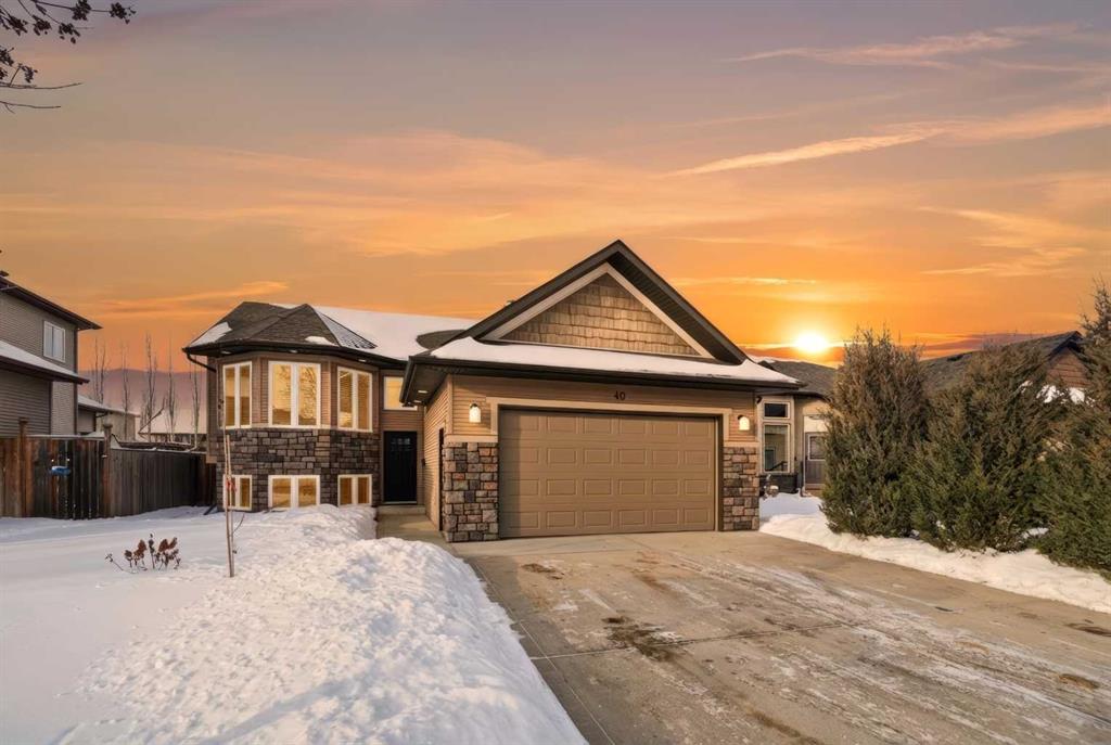 40 Walker Boulevard , A2277745, Alberta,