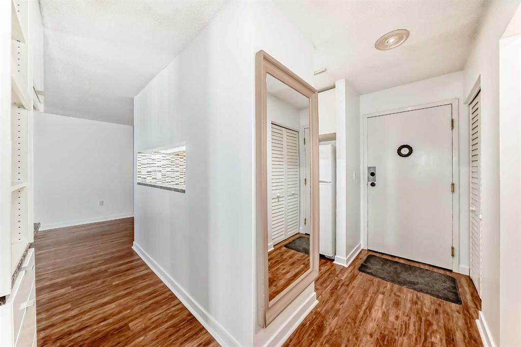 Third View of 208, 20 Dover Point SE, Dover, Calgary, Alberta, T2B 3K3