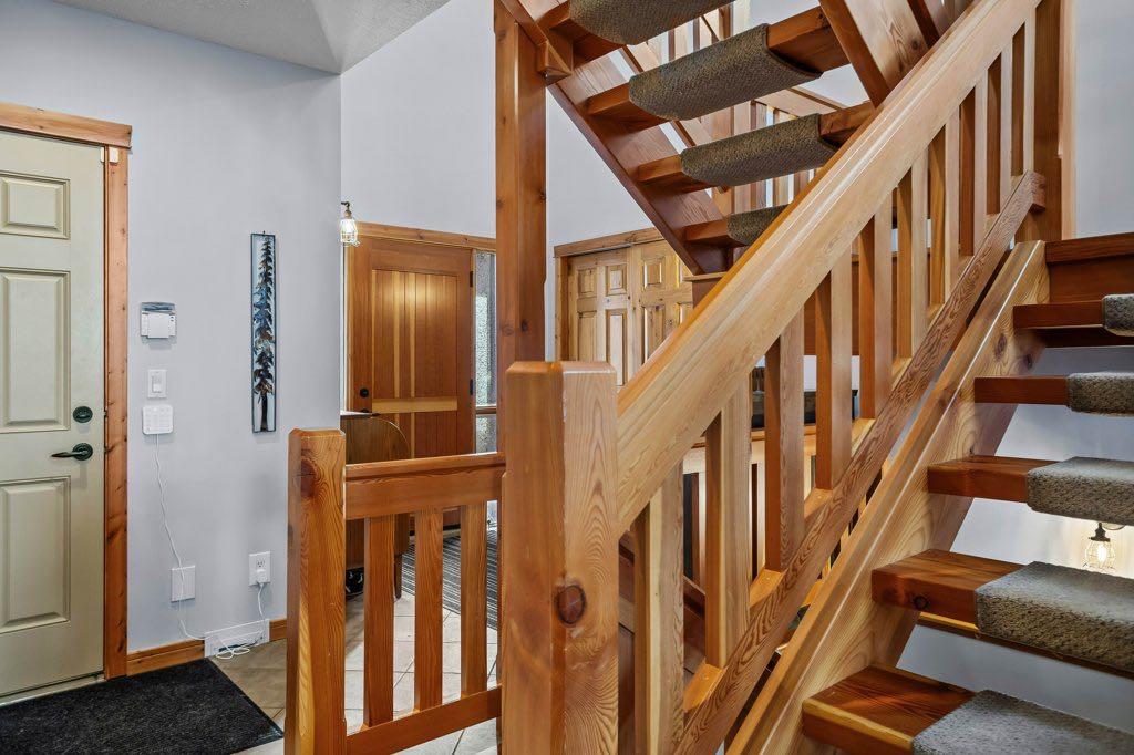 Fifth View of 107, 210 Hubman Landing , Three Sisters, Canmore, Alberta, T1W 3M4