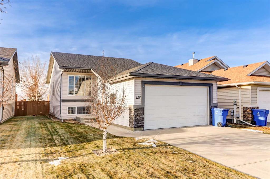 Third View of 425 Edinburgh Road W, West Highlands, Lethbridge, Alberta, T1J 5A6