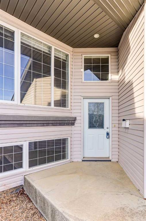 Fourth View of 425 Edinburgh Road W, West Highlands, Lethbridge, Alberta, T1J 5A6