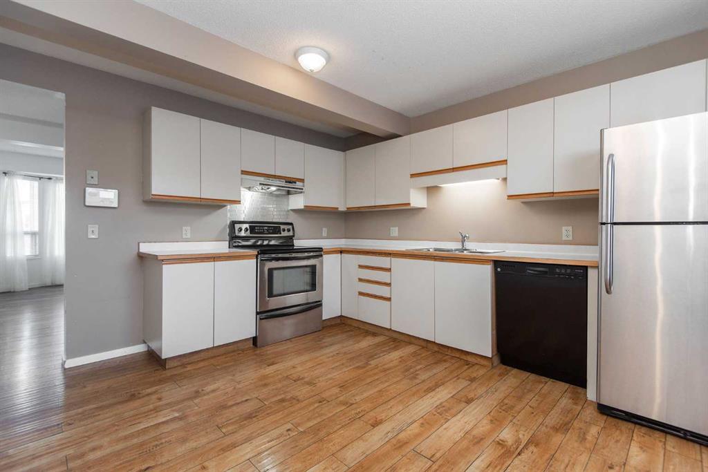 Fifth View of 210 Northey Avenue , Normandeau, Red Deer, Alberta, T4P 3J6