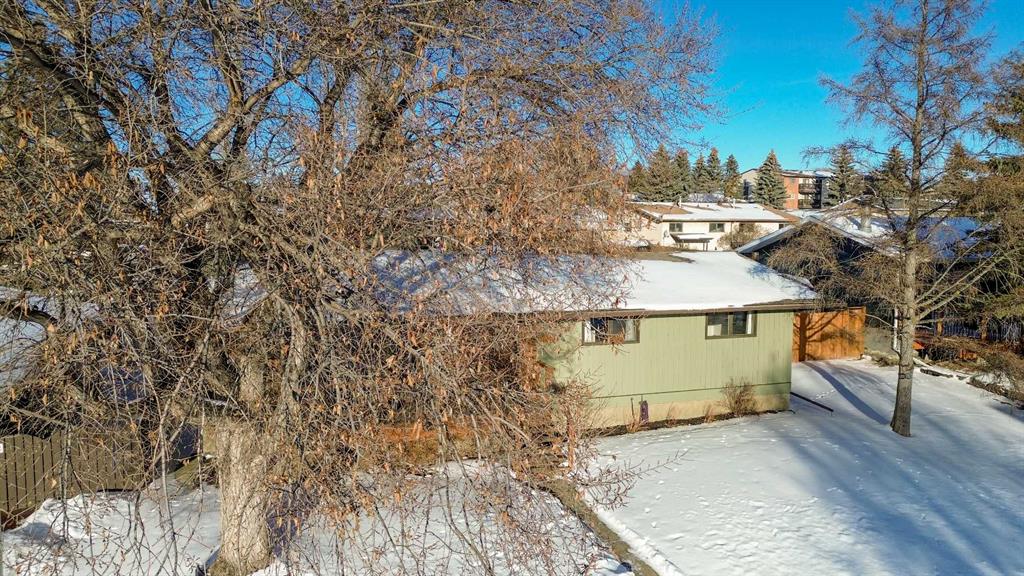 Third View of 5228 40 Street , Southwest Innisfail, Innisfail, Alberta, T4G 1G5