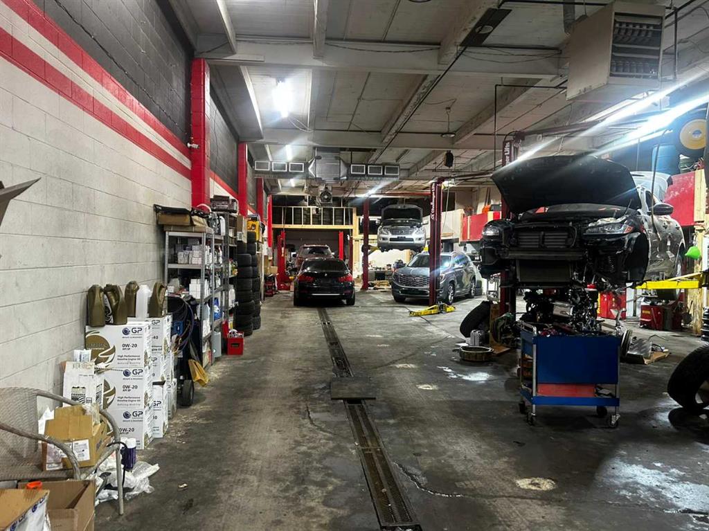 Fifth View of 933A 48 Avenue SE, Highfield, Calgary, Alberta, T2G2A7