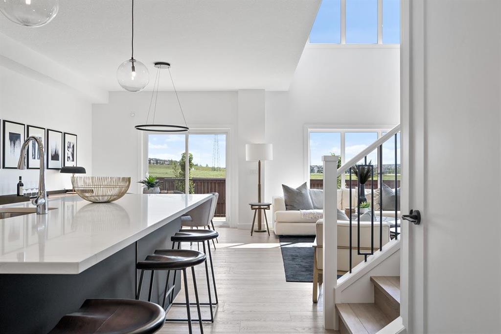 Second View of 10 Westland Park SW, West Springs, Calgary, Alberta, T3H 0W1