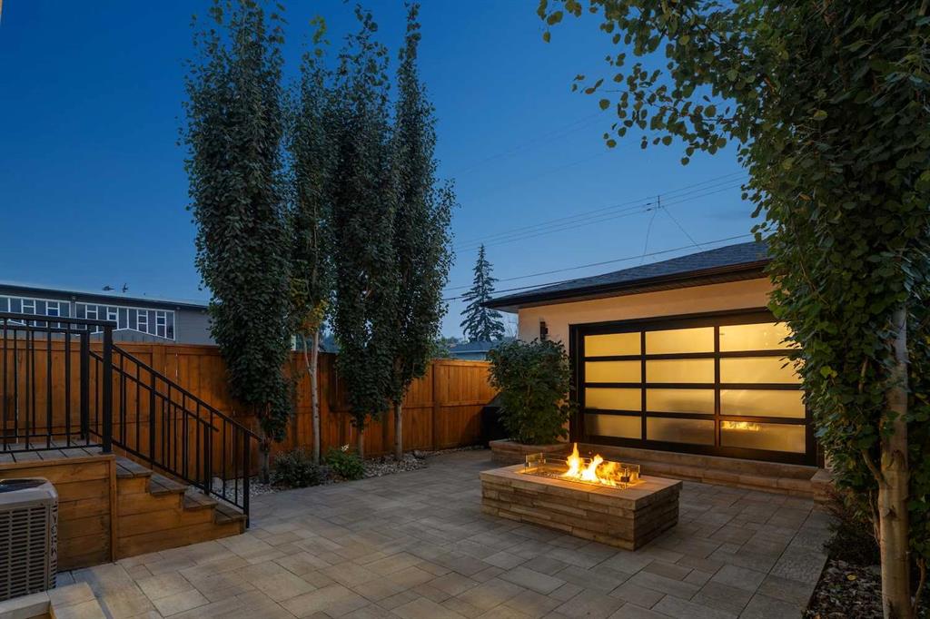 Third View of 2629 32 Street SW, Killarney/Glengarry, Calgary, Alberta, T3E 2R8