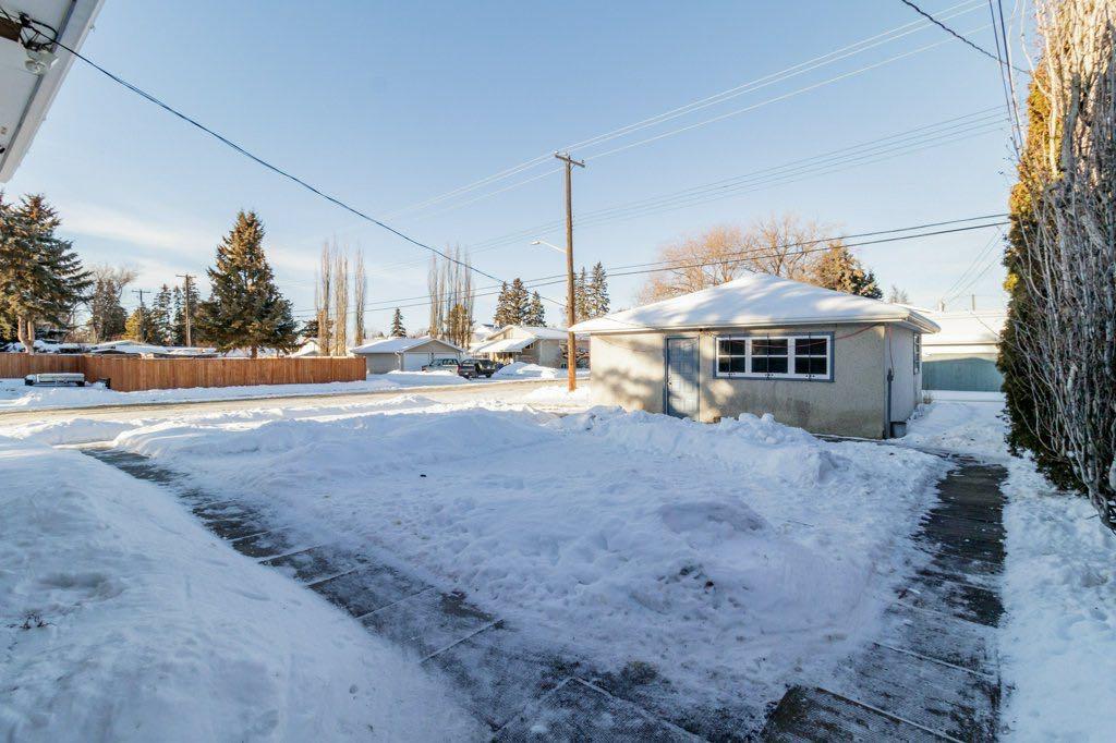 Fifth View of 3738 46 Street , Eastview, Red Deer, Alberta, T4N 1L6