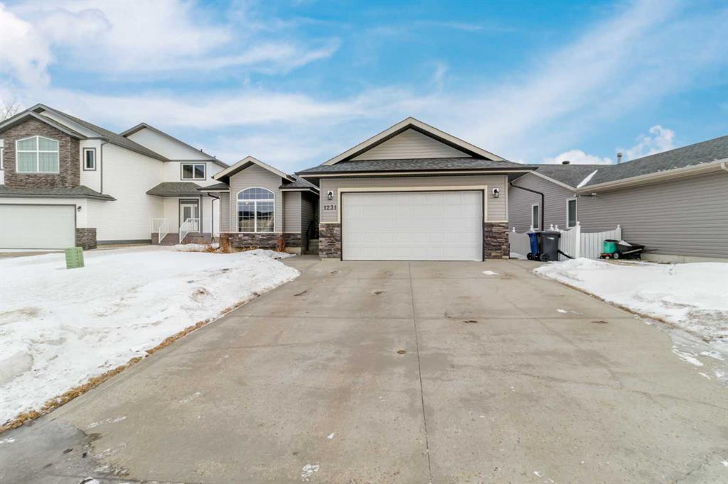 Third View of 1231 21 Street , NONE, Bowden, Alberta, T0M2A0