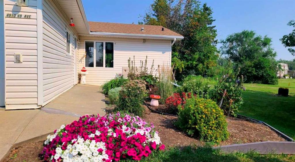 4910 49 Avenue S, A2278194, Alberta,