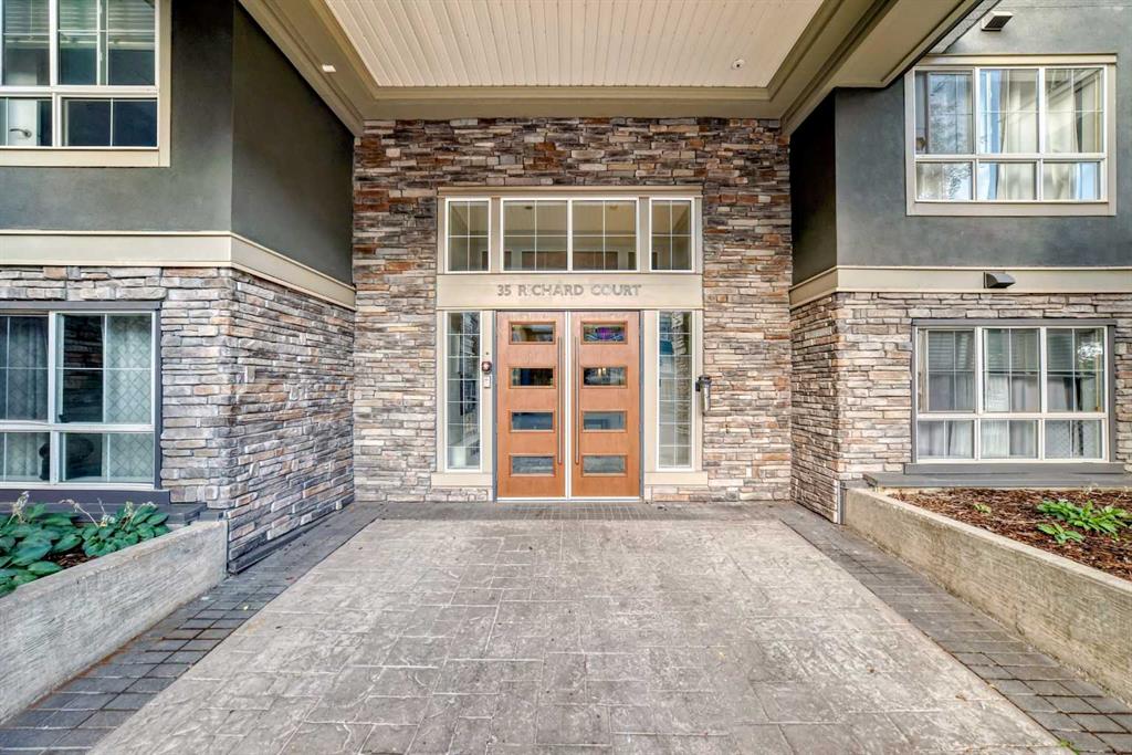 Fifth View of 119, 35 Richard Court SW, Lincoln Park, Calgary, Alberta, T3E 7N9