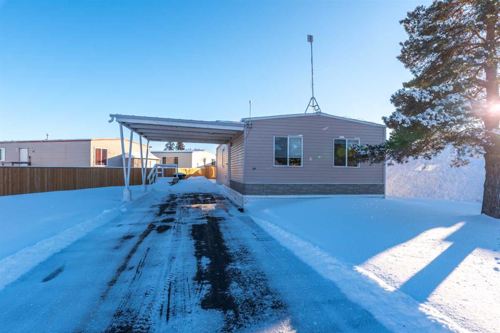 94, 5308 57 Street , A2278222, Alberta,