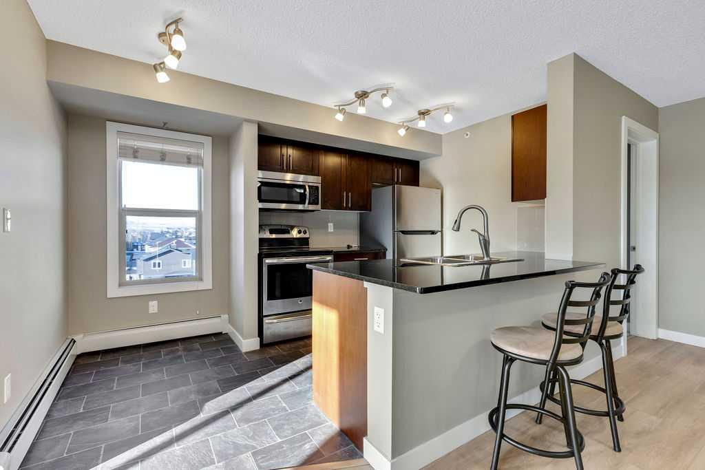 Fourth View of 7402, 403 Mackenzie Way SW, Downtown, Airdrie, Alberta, T4B 3V7