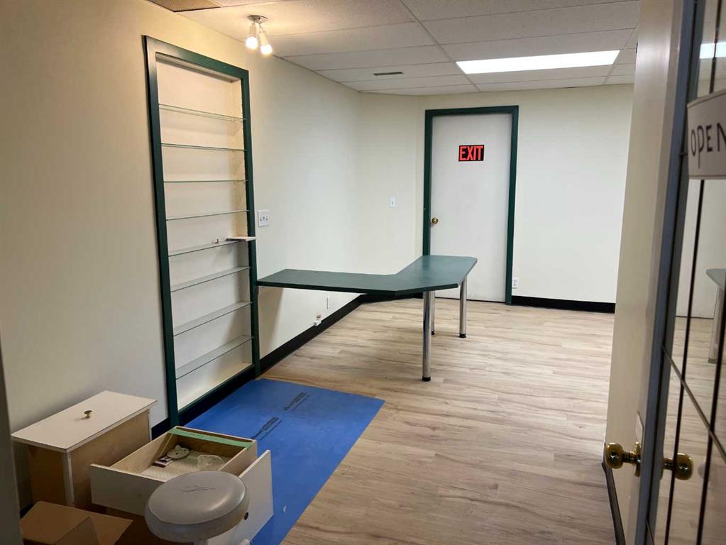 Fourth View of Part of Bay A, 4707 51 Avenue , Downtown Camrose, Camrose, Alberta, T4V 0V3