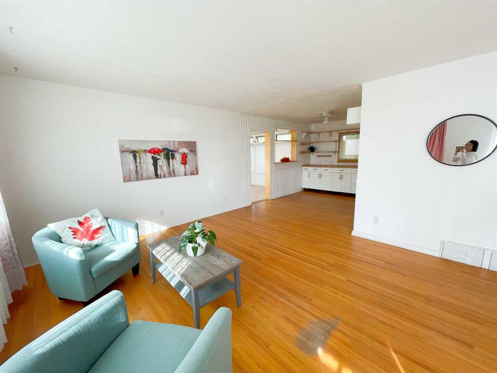 Fifth View of 404 Whitney Street , NONE, Carmangay, Alberta, T0L0N0