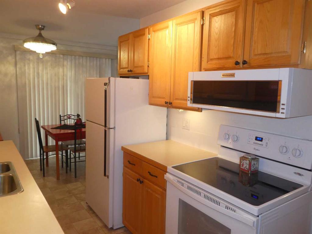 Fifth View of 4, 2319 19 Street , NONE, Nanton, Alberta, T0L1R0