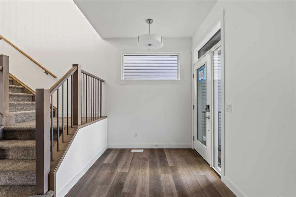 Third View of 208 Starling Place NW, Moraine, Calgary, Alberta, T3P 2W2