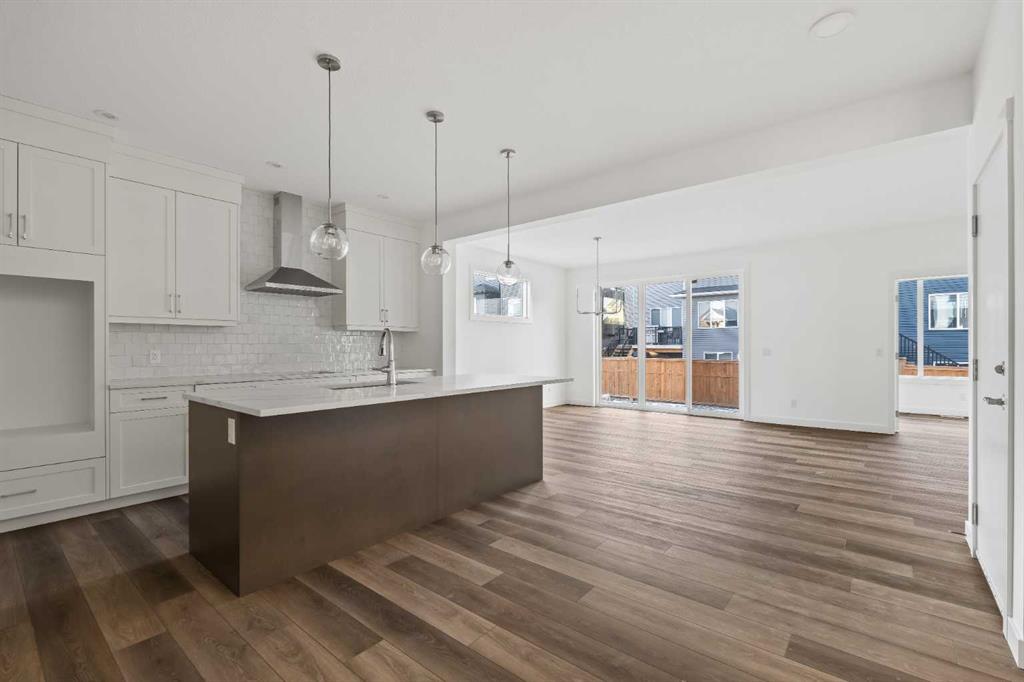 Fourth View of 208 Starling Place NW, Moraine, Calgary, Alberta, T3P 2W2