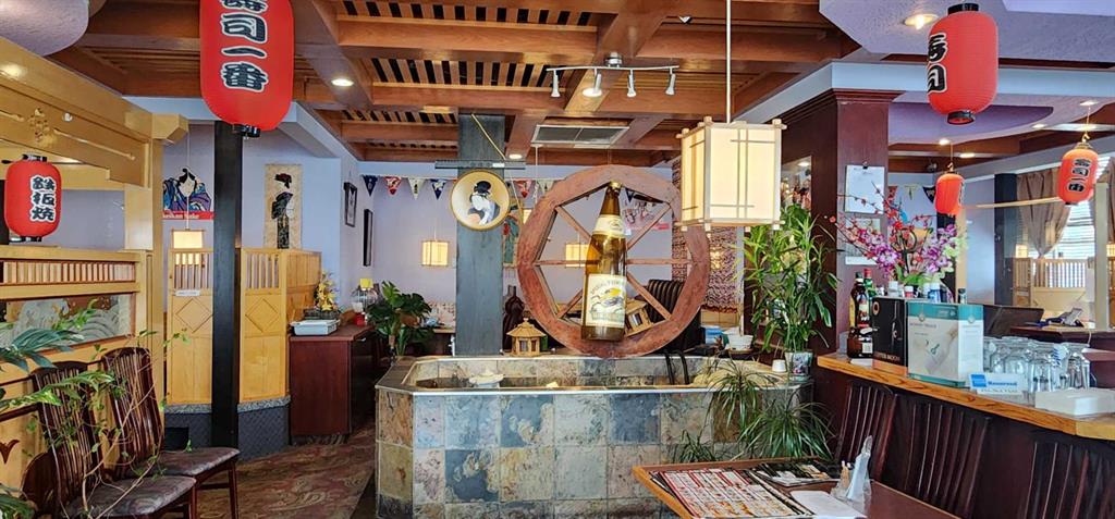 Fifth View of 1002, 37 Street SW  , Rosscarrock, Calgary, Alberta, T3C 1S1