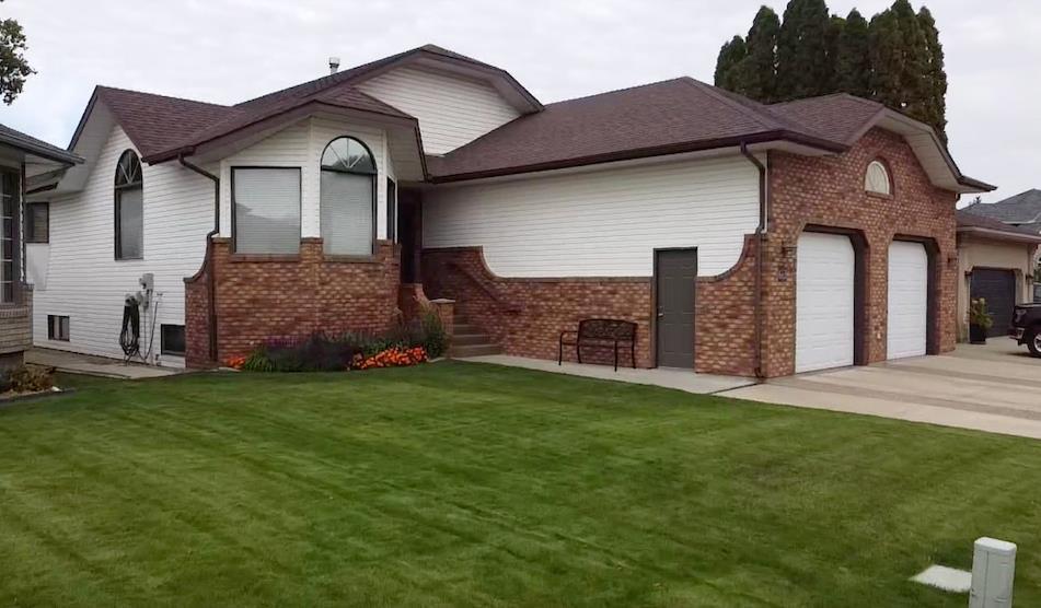 Second View of 1663 31 Street SE, Crestwood-Norwood, Medicine Hat, Alberta, T1A 1W4