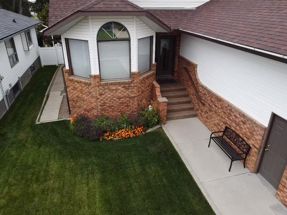 Fourth View of 1663 31 Street SE, Crestwood-Norwood, Medicine Hat, Alberta, T1A 1W4