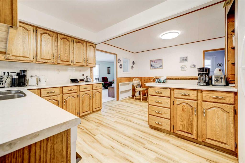 Fourth View of 1152 Morden Avenue , NONE, Pincher Creek, Alberta, T0K 1W0