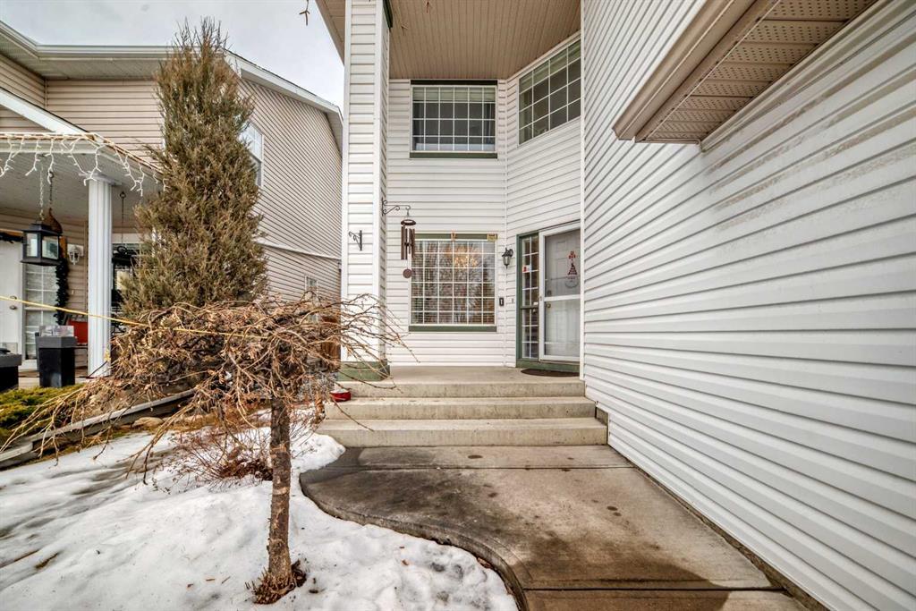 Third View of 71 Millrise Square SW, Millrise, Calgary, Alberta, T2Y 4C2