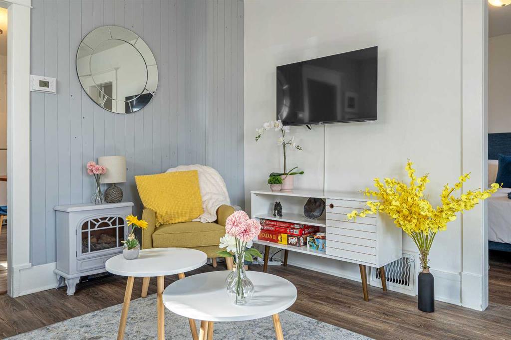 Fifth View of 133 1 Street , Downtown, Drumheller, Alberta, T0J0Y4