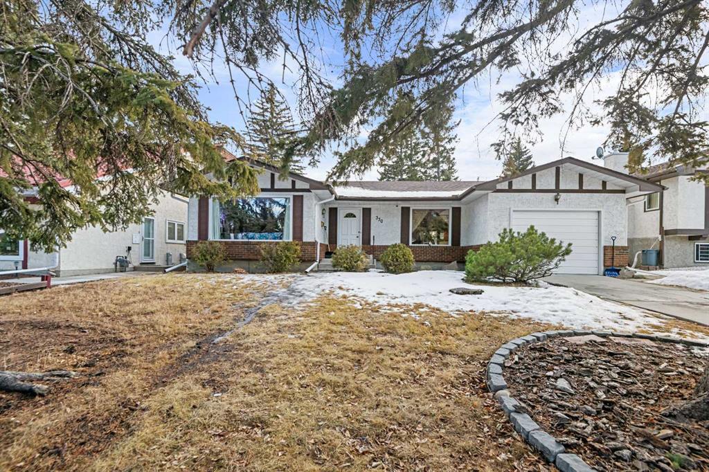 330 Oakwood Place , A2278718, Alberta,