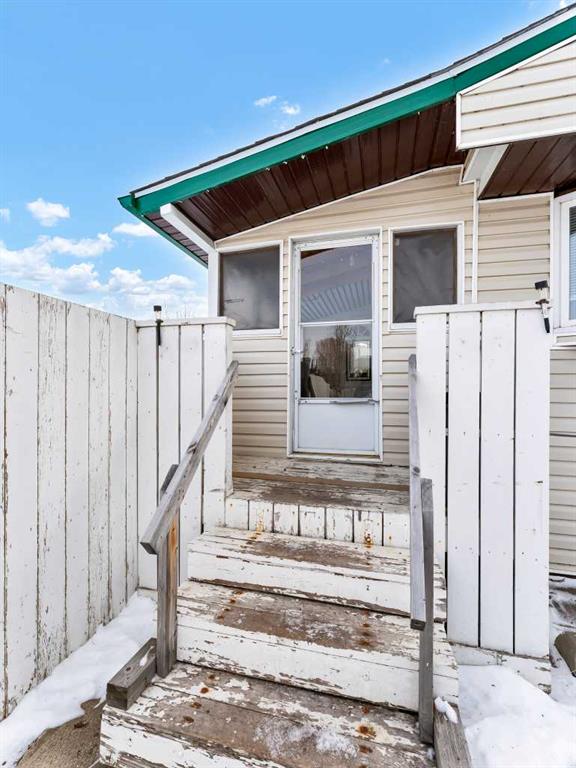 Fourth View of 125 Foster Street SE, NONE, Seven Persons, Alberta, T0K 1Z0