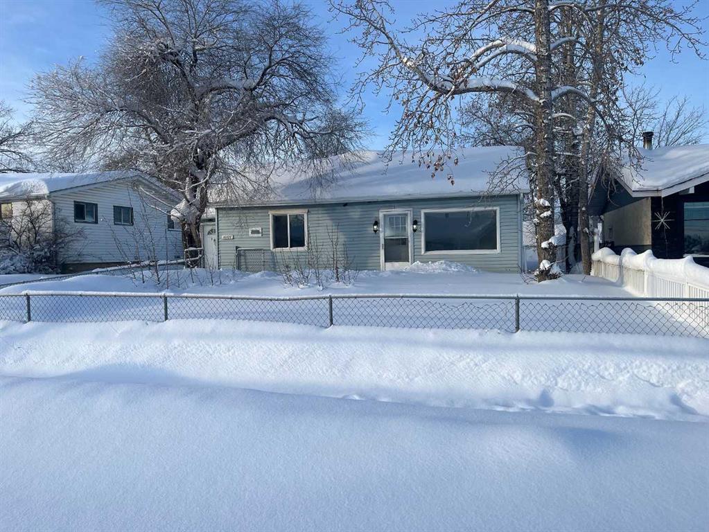 Second View of 10104, 99 Street  , NONE, High Level, Alberta, T0H 1Z0