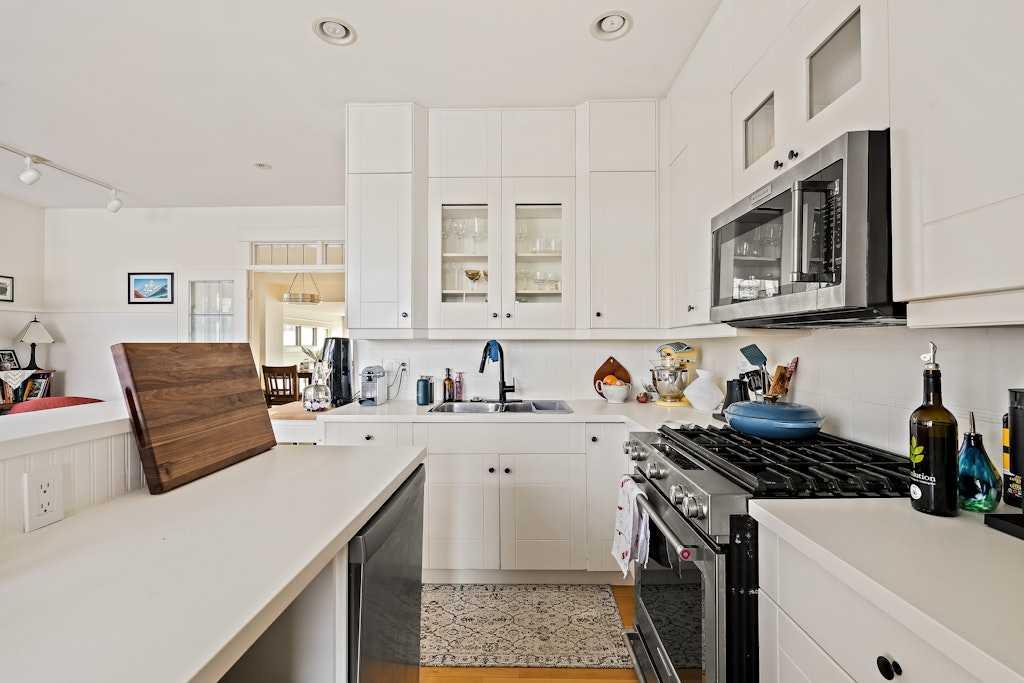 926 8 Avenue SE, A2278811, Alberta,