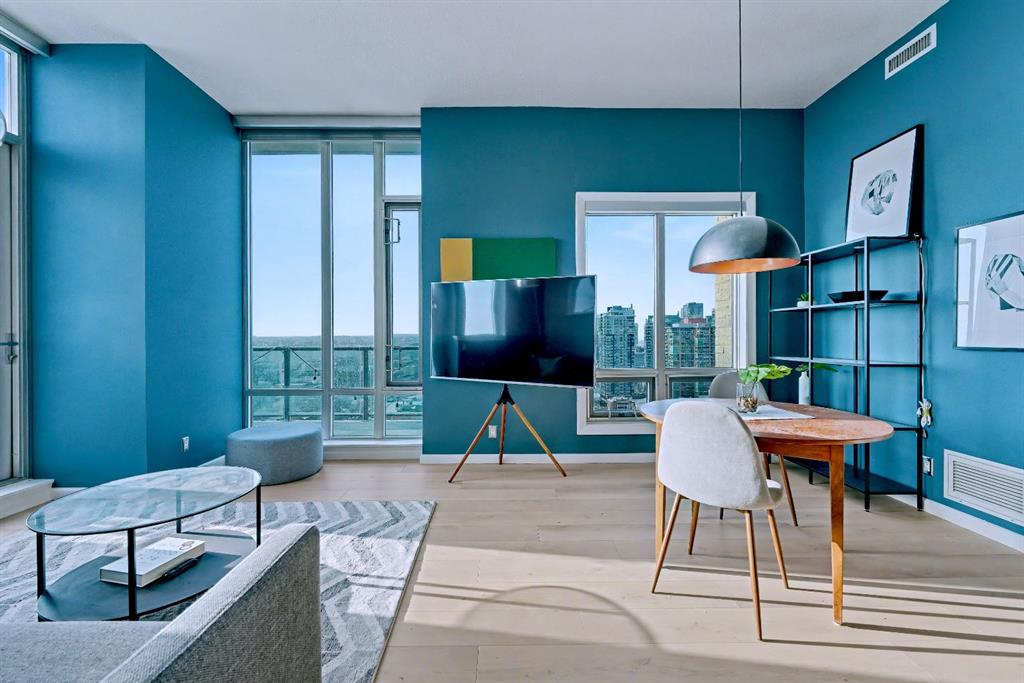 Second View of 2210, 210 15 Avenue SE, Beltline, Calgary, Alberta, T2G 0B5