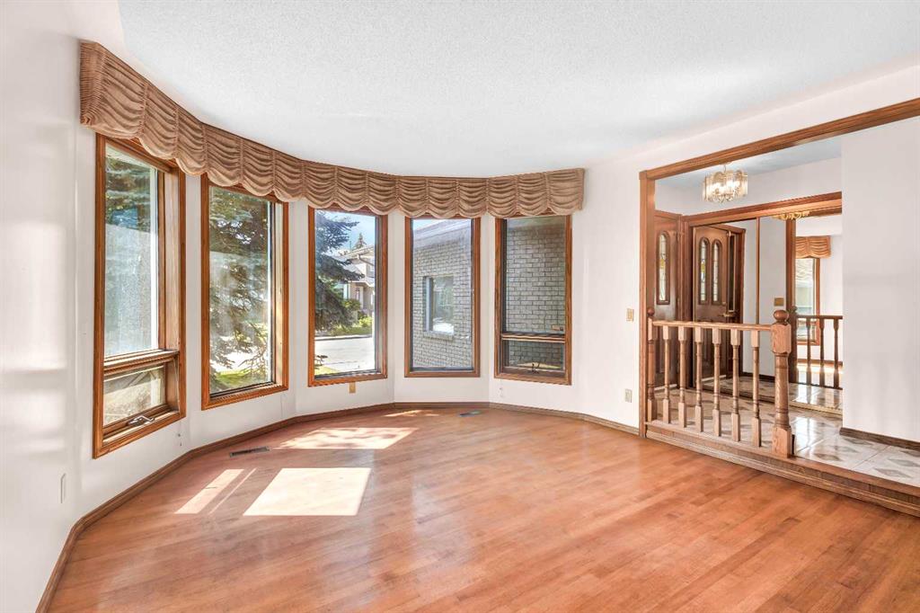 Fourth View of 125 Edgebrook Road NW, Edgemont, Calgary, Alberta, T3A 4N3